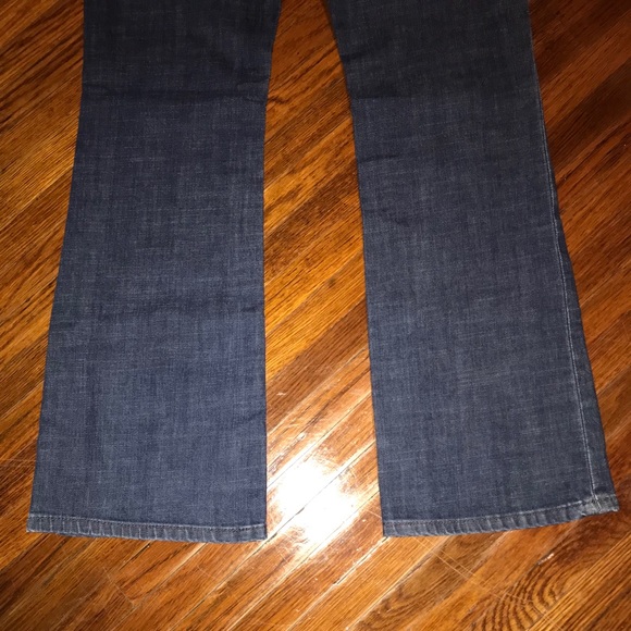 Levi’s mid rise boot cut jeans 553 - Picture 4 of 7